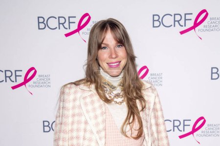 Téléchargez les photos : 20 octobre 2023 - New York, États-Unis : Emma Myles assiste au Symposium & amp de la Breast Cancer Research Foundation (BCRF) à New York ; Déjeuner de remise des prix - en image libre de droit