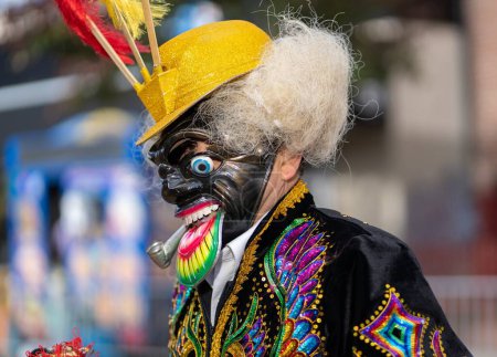 Foto de 22 de octubre de 2023, Queens, Nueva York, Estados Unidos: El Desfile Boliviano de Queens NYC 2023. El Desfile de Reinas Bolivianas NYC 2023 es un vibrante evento comunitario que muestra la cultura boliviana y honra los logros de los bolivianos. - Imagen libre de derechos