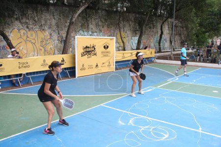 Photo for SAO PAULO (Brazil), 10/28/2023 - Pickleball, the fastest growing sport in the world, was implemented at Virada Esporte in Sao Paulo to publicize and present the sport to the world - Royalty Free Image