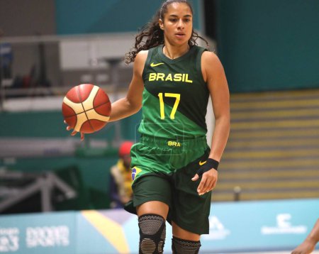 Photo for SANTIAGO (Chile), 10/29/2023 - Women's basketball team final for the gold medal between Brazil and Colombia at the Sports Center during the 2023 Pan American Games in Santiago, Chile. Brazil won 50-40 and takes gold - Royalty Free Image