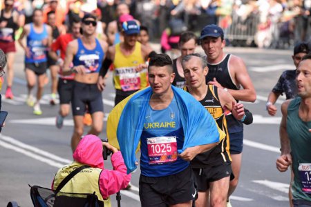 Téléchargez les photos : Le Marathon de New York 2023 est la 52e édition du marathon de New York. 5 novembre 2023, New York, New York, États-Unis Le marathon aura lieu tous les deux dimanches de novembre.. - en image libre de droit