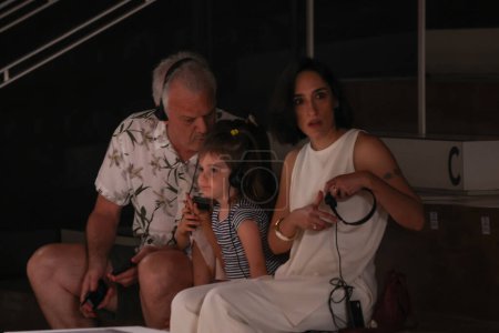 Photo for Sao Paulo (SP), 11/11/2023 - Pedro Bial television presenter and journalist together with his wife Maria Prata and their daughters watch the Joao Maraschin fashion show, during Sao Paulo Fashion Week - SPFW N56 - Royalty Free Image