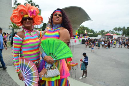 Foto de SAO PAULO (SP), Brasil 26 / 11 / 2023 - Este domingo (26) tiene lugar en Madureira el XX Desfile del Orgullo LGBTI +. Comenzando el evento frente a la corte de la escuela de samba Imperio Serrano en la Avenida Edgard Romero. - Imagen libre de derechos