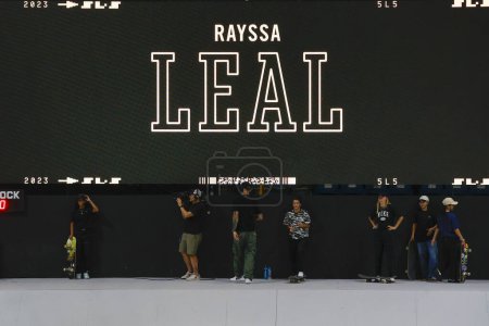 Foto de Sao Paulo (SP), Brasil 12 / 02 / 2023 - Rayssa Leal se clasifica para la final de la World Street Skate League, el Campeonato Mundial de la Super Corona SLS, en la clasificación femenina para la final del Super Crown SLS Skateboard - Imagen libre de derechos