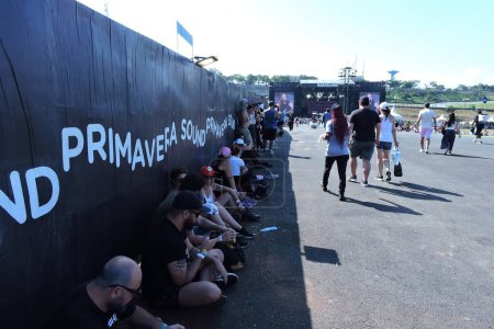 Photo for Sao Paulo (SP), Brazil 03/12/2023 - Audiences begin to arrive for the second day of the Primavera Sound festival to check out shows by The Cure, Beck and Bad Religion, among others at the Autodromo de Interlagos - Royalty Free Image