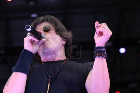 Photo for CURITIBA (PR), Brazil 12/09/2023 - Singer and composer Paulo Ricardo performing on the Prime Rock Brasil Curitiba Stage, another Prime organization at Pedreira Paulo Leminski, this afternoon Saturday (9). - Royalty Free Image