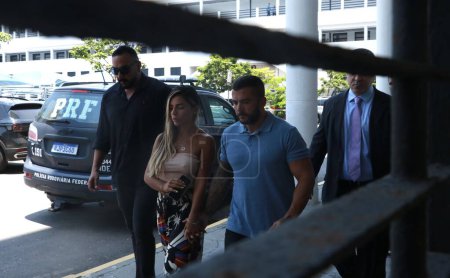 Photo for RIO DE JANEIRO (RJ), Brazil 01/18/2024 - Federal deputy Carlos Jordan arrives at the federal police headquarters to give a statement. He had a search warrant for his house this morning (18th) - Royalty Free Image