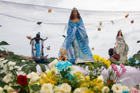 Téléchargez les photos : Rio de janeiro (RJ), Brésil 02 / 02 2024 - Une grande célébration des maisons mères africaines centenaires tenue ce vendredi après-midi (02), sur la plage d'Arpoador, au sud de Rio de Janeiro. - en image libre de droit