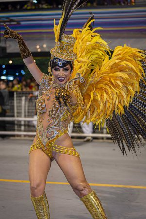 Photo for SAO PAULO (SP), Brazil 02/10/2024 - Marina Franco during the parade of the samba schools of Sao Paulo, valid for the parades of the special group of the samba schools of Sao Paulo, held at the Anhembi Sambadrome - Royalty Free Image