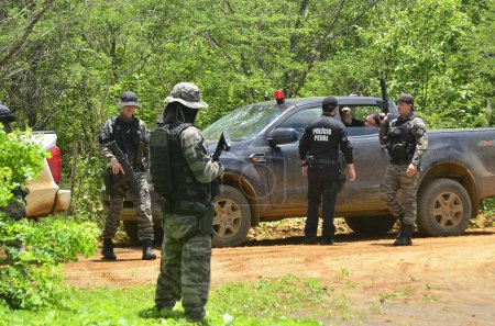 Photo for RIO GRANDE DO NORTE (RN) Brazil 02/24/2024  Police siege continues to search for fugitives from Mossoro prison, this Saturday, February 24, 2024. - Royalty Free Image