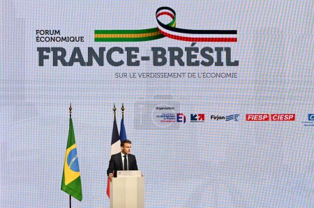 Foto de Sao Paulo (SP), Brasil 28 / 03 / 2024 Emmanuel Macron Presidente Francia habla durante el VIII Foro Económico de Brasil Francia en la sede de Fiesp en la Avenida Paulista en Sao Paulo, este miércoles 27 de marzo de 2024 - Imagen libre de derechos