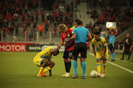 Photo for PORTO ALEGRE, BRAZIL - 04/09/2024- FOOTBALL/CHAMPIONSHIP/CLASSICO-Match between Internacional (BRA) and Real Tomayapo (BOL), valid for the second round of the group stage of the Copa Sudamericana 2024, held at the Beira Rio Stadium, in Porto Alegre - Royalty Free Image