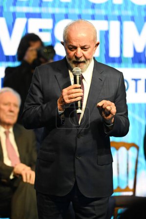 Téléchargez les photos : Sao Paulo (SP), 04 / 12 / 2024 - Luiz Inacio Lula da Silva (PT) Président du Brésil, lors de la cérémonie d'inauguration du nouveau siège de l'Association nationale de la construction automobile (ANFAVEA) - en image libre de droit