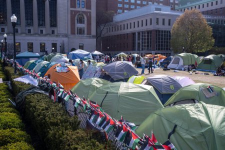 Photo for Speaker Johnson Delivers Remarks On Antisemitism At Columbia University. April 24, 2024, New York, New York, USA: Encampment occupied by pro-Palestinian protesters on the campus of Columbia University on April 24, 2024 in New York City. - Royalty Free Image