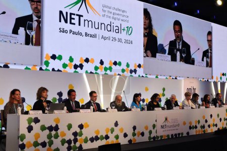 Téléchargez les photos : Sao Paulo (SP), 29 / 04 / 2024 - Le Comité directeur Internet tiendra lundi (29) et mardi (30) la conférence NETMundial + 10 qui marque le 10ème anniversaire de l "événement sur la gouvernance de l'internet qui s'est tenu au Brésil en 2014. - en image libre de droit