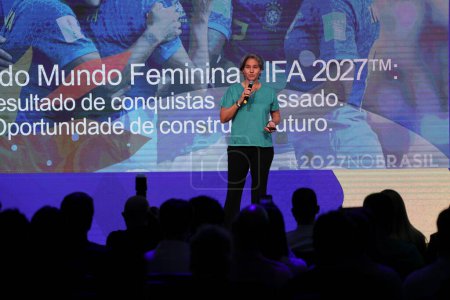 Téléchargez les photos : Sao Paulo (SP), 05 / 07 / 2024 2027 Panel Mondial Féminin : Comment le Brésil a construit sa candidature avec Valesca Araujo - Directrice Opérationnelle, MEMBRE WWC BID BRESIL 2027, dans la 2ème édition du Sommet Sao Paulo 2024 - en image libre de droit