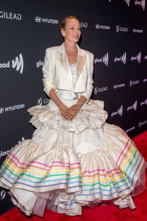 Foto de 11 de mayo de 2024, Nueva York, Nueva York, Estados Unidos: Uma Thurman asiste a la 35ª edición de los GLAAD Media Awards en el New York Hilton Midtown el 11 de mayo de 2024 en la ciudad de Nueva York. - Imagen libre de derechos