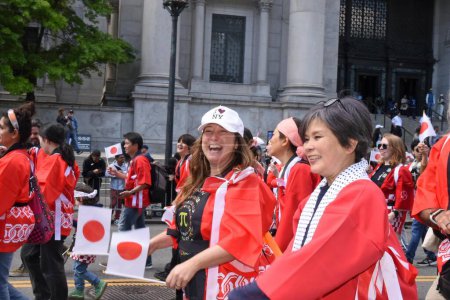 Foto de El tercer desfile anual de Japón 2024 en la ciudad de Nueva York. 11 de mayo de 2024, Nueva York, Nueva York, EE.UU. Según Japan Day Inc., Japan Day Central Park, y ahora Japan Parade y Japan Street Fair, son organizados por Japan Day Inc.. - Imagen libre de derechos
