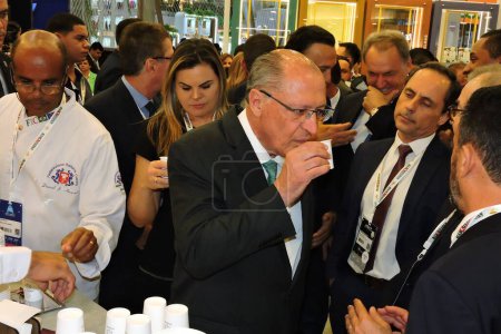 Téléchargez les photos : Sao Paulo (SP), 13 / 05 / 2024 - Le vice-président de la République du Brésil, Geraldo Alckmin (PSB), lors de la cérémonie d'ouverture de l'Apas Show Fair, une foire du secteur des supermarchés qui se déroule à Expo Center Norte. - en image libre de droit