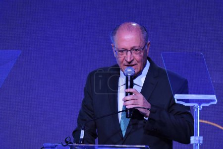 Photo for Sao Paulo (SP), 05/13/2024 - The vice-president of the Republic of Brazil, Geraldo Alckmin (PSB), during the opening ceremony of the Apas Show Fair, a supermarket sector fair that takes place at Expo Center Norte. - Royalty Free Image
