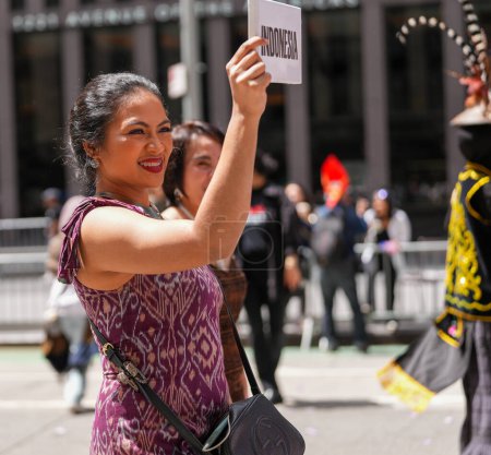 Téléchargez les photos : 19 mai 2024, New York, États-Unis : La ville de New York accueille son troisième défilé culturel et patrimonial annuel de l'Asian American and Pacific Islander (AAPI) en l'honneur du Mois du patrimoine de l'AAPI. - en image libre de droit