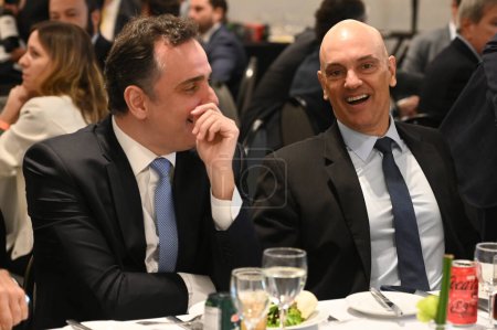 Téléchargez les photos : The President of the Senate, Rodrigo Pacheco and the Minister of the Federal Supreme Court (STF), Alexandre de Moraes participated in a lunch with lawyers from the Sao Paulo Lawyers Institute (IASP) held at the Intercontinental hotel - en image libre de droit