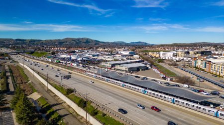 Téléchargez les photos : Drone photos over the Dublin and Pleasanton BART station in Alameda County in California - en image libre de droit