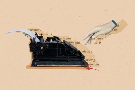Composite retro concept collage publicité de nostalgie main toucher vintage clavier mécanique auteur machine à écrire isolé sur fond beige.