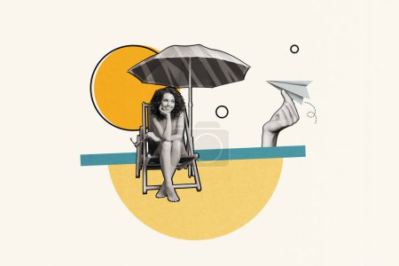 Collage créatif de bain de soleil dame rêveuse temps de détente assis chaise longue sous parasol regarder avion de papier volant isolé sur fond de plage.