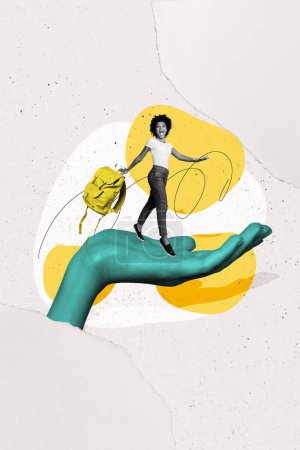 Vertical creativo collage cartel caminar chica llevar mochila mochila feliz alegre emocional ligereza surrealista mano palma sueño imaginación.