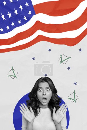 Vertikale Foto-Collage von erstaunten Mädchen Scheitern Verlust Wahl USA Flagge Präsident Kampagne Patriotismus isoliert auf gemaltem Hintergrund.