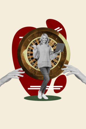 collage de fotos verticales de niña bonita mantenga macbook juego de póquer en línea apuesta ruleta de mesa de rueda de casino aislado sobre fondo pintado.