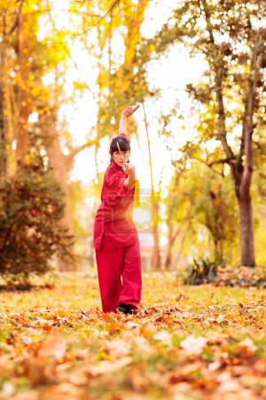 Foto de Sport training exercising in garden. health and meditation concentration female energy. - Imagen libre de derechos