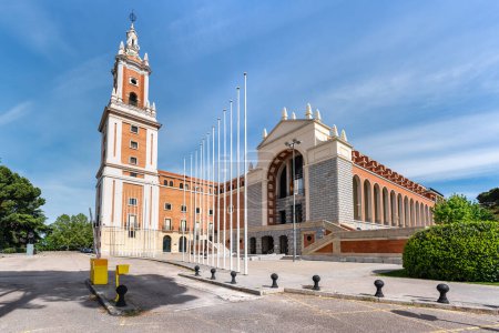 Historisches Gebäude des Amerikanischen Museums in Madrid, Spanien