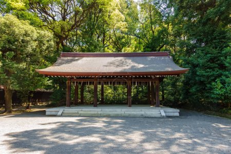 Typisches Bauwerk im Yoyogi Nationalpark in der Hauptstadt Tokio, Japan