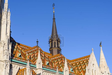 Eglise Saint Matthias à Budapest. ville la moins chère, hongrois, belle vue sur le bâtiment historique.