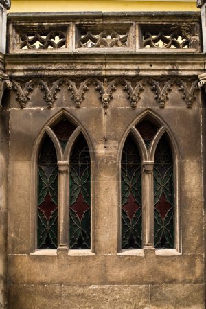 Foto de Vieja ventana en la ciudad de barcelona - Imagen libre de derechos