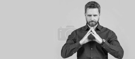 Photo for Unshaven man in business casual style show raised steeple hand gesture feeling confident, expert. Man face portrait, banner with copy space - Royalty Free Image