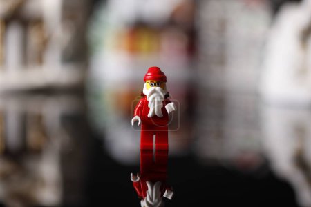 Téléchargez les photos : Figure du Père Noël gros plan - en image libre de droit