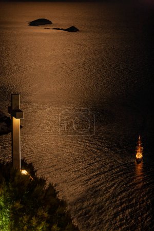 Foto de Faro en la puesta del sol - Imagen libre de derechos