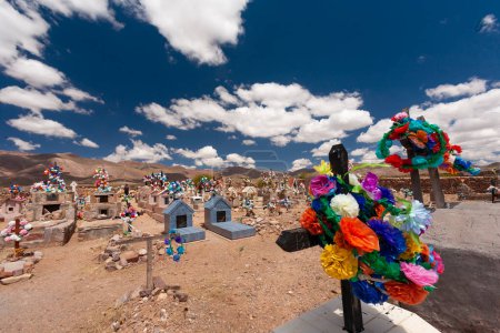 Téléchargez les photos : Rochers colorés au cimetière de la vallée de la mort - en image libre de droit