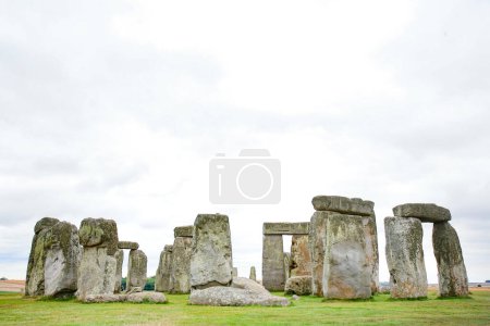 Foto de Vista frontal de Stonehenge en Inglaterra - Imagen libre de derechos