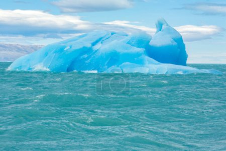 Foto de Iceberg entre los glaciares de la Patagonia en Argentina - Imagen libre de derechos