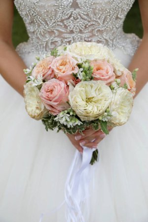 Téléchargez les photos : Bouquet de mariage de fleurs - en image libre de droit