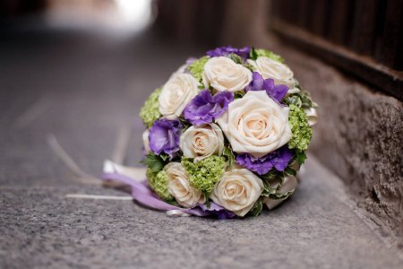 Téléchargez les photos : Bouquet nuptial de belles fleurs - en image libre de droit