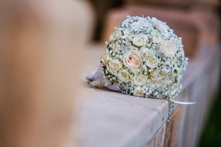 Téléchargez les photos : Beau bouquet de mariage de roses - en image libre de droit