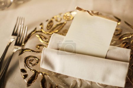 Foto de Servilletas blancas sobre la mesa - Imagen libre de derechos