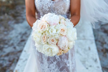 Photo for Beautiful wedding bouquet of flowers. bride and bouquet of roses. wedding day. - Royalty Free Image