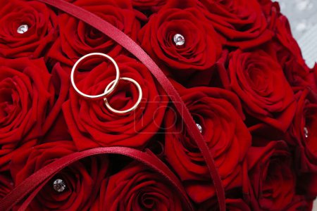 Téléchargez les photos : Roses dans le mariage - en image libre de droit