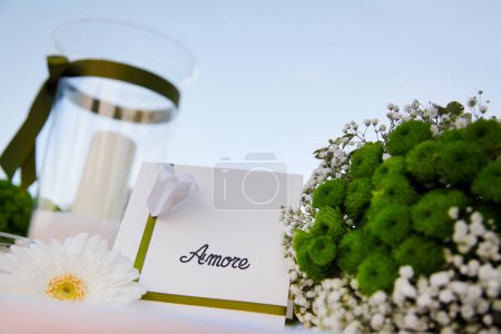 Téléchargez les photos : Bouquet de mariage dans le jardin - en image libre de droit